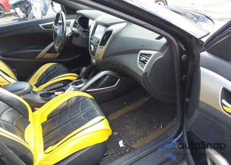 2017 Hyundai Veloster Value Edition from USA, damaged, VIN KMHTC6AD7HU321980